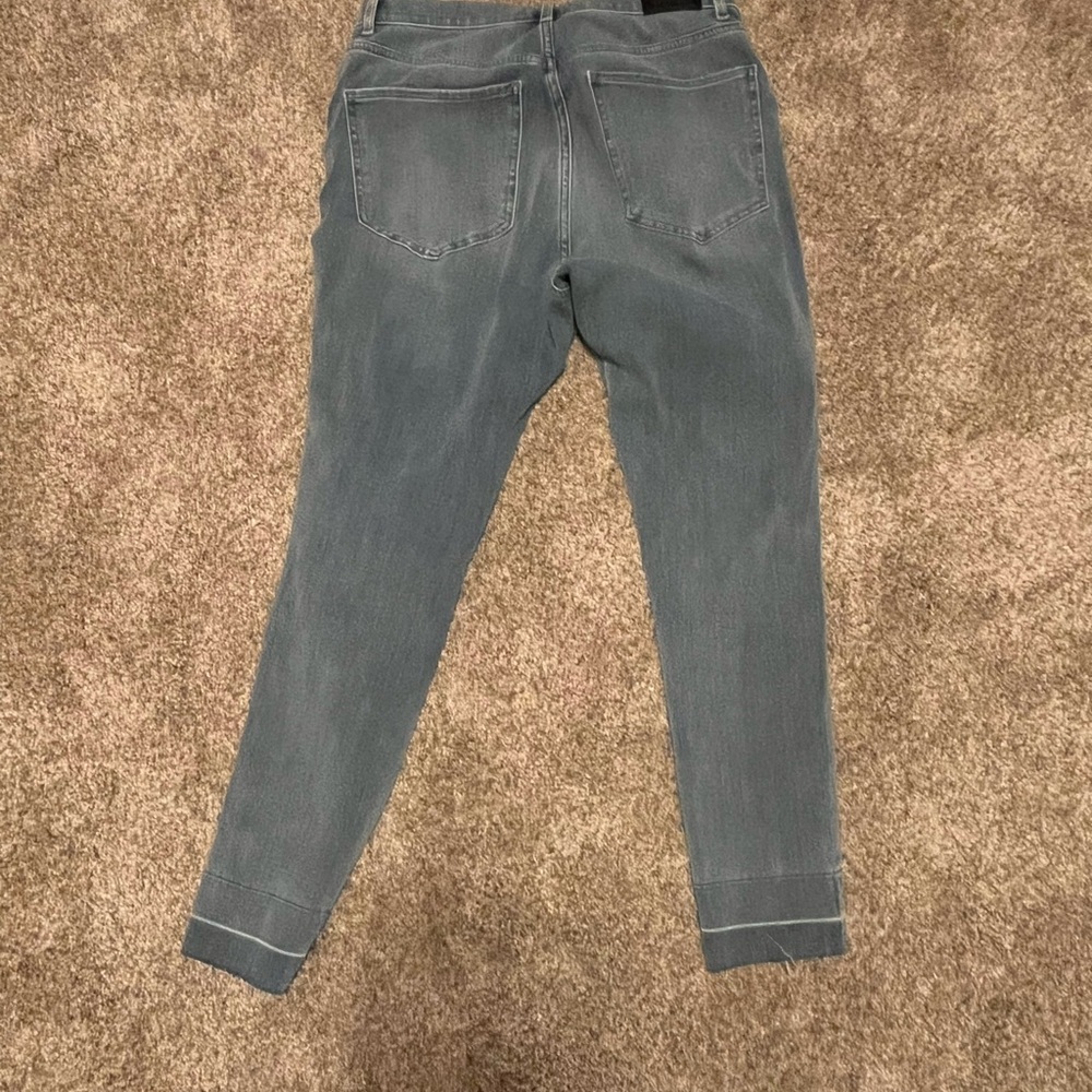 Express Skinny Fit Size 10 Frayed Bottom Jeans